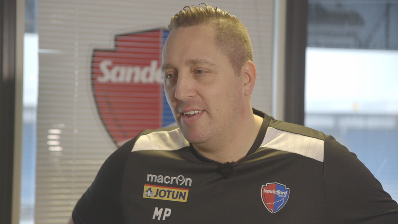 Powell presentert som ny hovedtrener